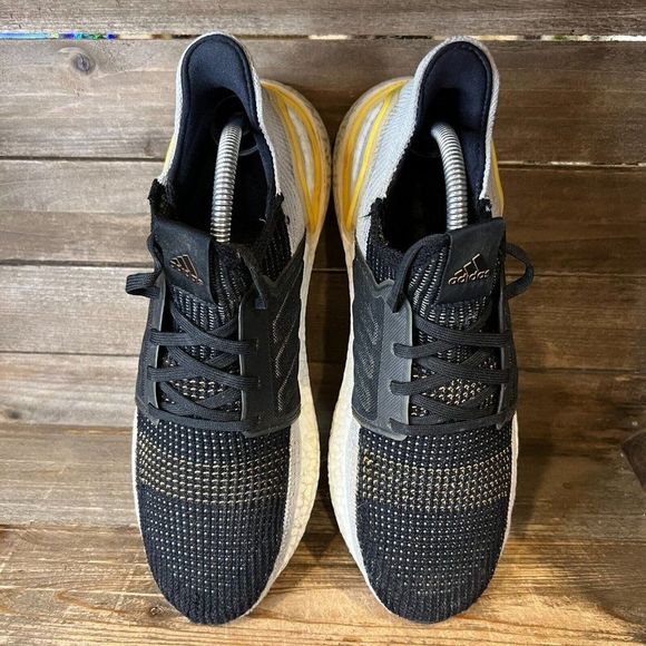 Mens Adidas UltraBoost 19 Trace Cargo Black Running Shoes Sneakers Size 9.5 D - Picture 3 of 8